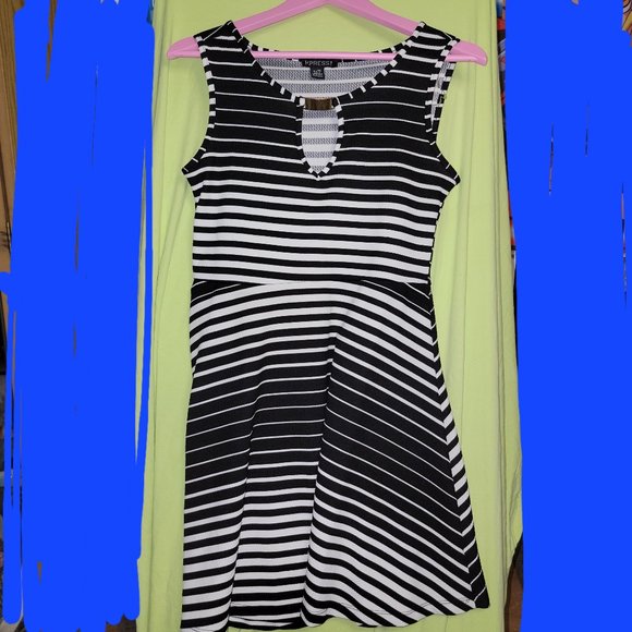 Short Striped Dress - Picture 1 of 3